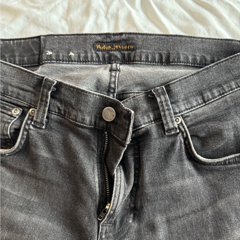 Nudie Jeans Slim Fit in Gray